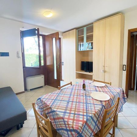Apartment With Garden And Grill - Green Residence Sirmione Desenzano del Garda Luaran gambar