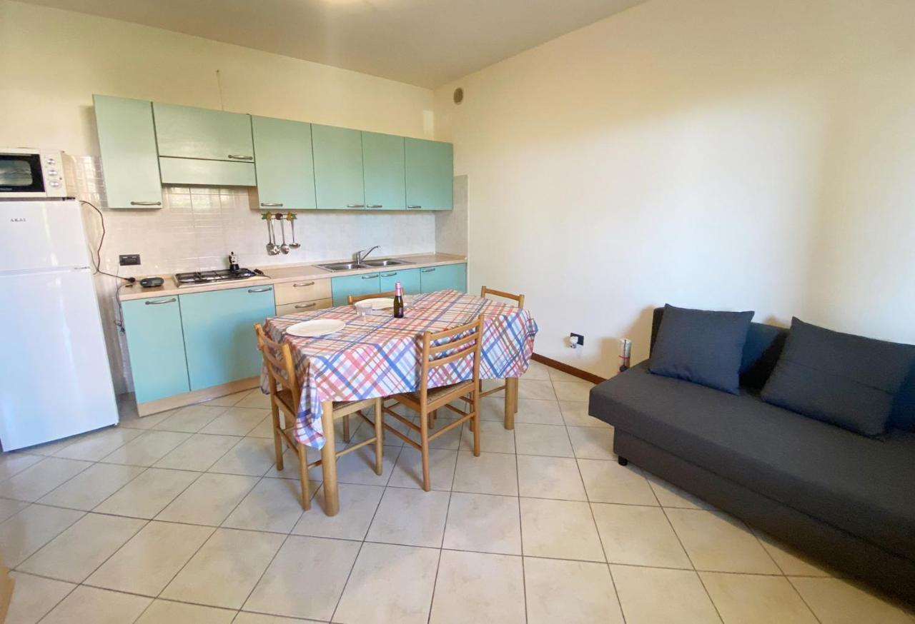 Apartment With Garden And Grill - Green Residence Sirmione Desenzano del Garda Luaran gambar