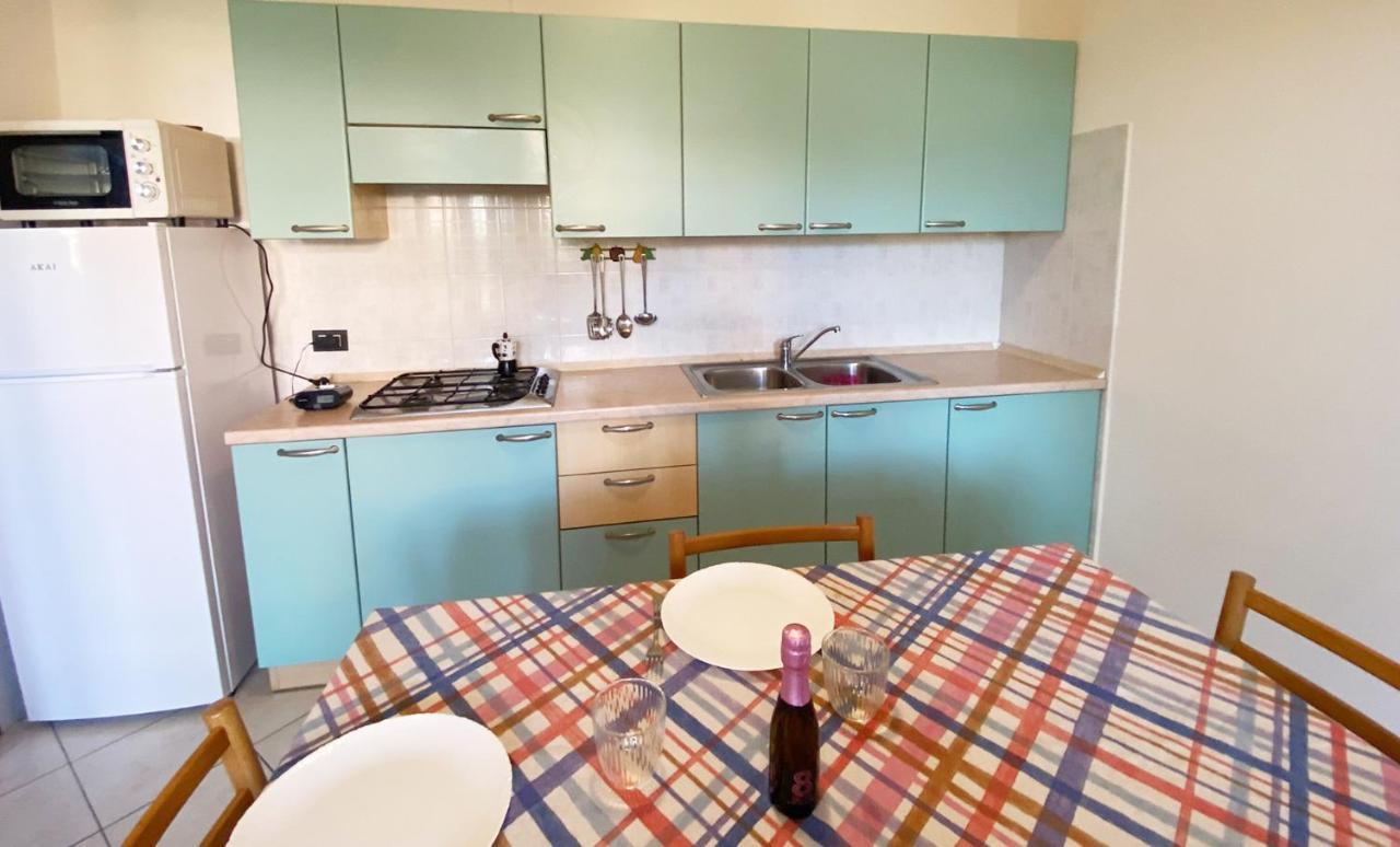 Apartment With Garden And Grill - Green Residence Sirmione Desenzano del Garda Luaran gambar